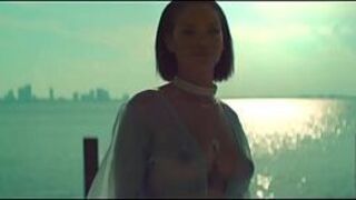 Рианна - Мне нужна была - порно видео