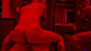 Кубанита с движением другого уровня - порно видео