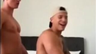 Гринго трахает латинский кулон - порно видео