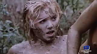 Патрисия Вайолет, блондинка-шлюшка, заставляющая мужчин фантазировать - порно видео