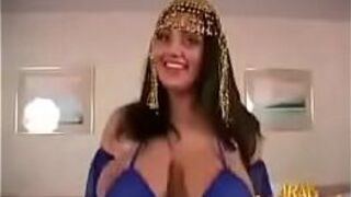 Экзотический трах арабской милфы - порно видео