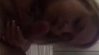 Я люблю кормить грудью - Эви Кетлин - порно видео