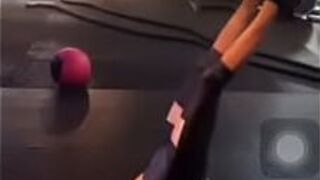 Нина Добрев Обнаженная киска - порно видео