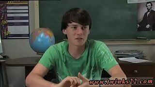 Лучший сайт для получить молодые мальчики гей Секс видео Джереми Соммерс сидит - порно видео
