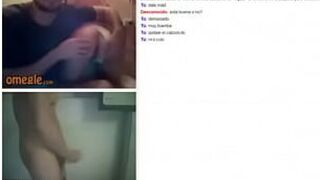 парень показывает мне свою девушку на веб-камеру, так что я чувствую это - порно видео