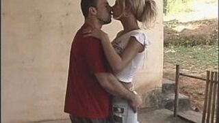 Сексуальный транссексуал - порно видео